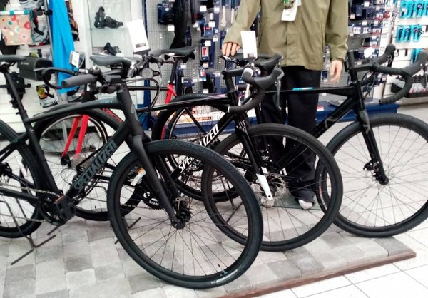 Quelles sont les marques de vélos disponibles dans les magasins de vélo à Bayonne ?